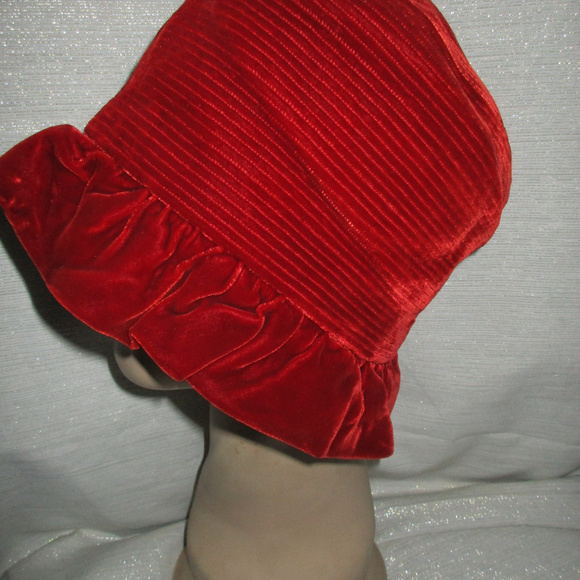 VTG SALLY VICTOR VELVET RED CLOCHE FLAPPER HAT main image 5